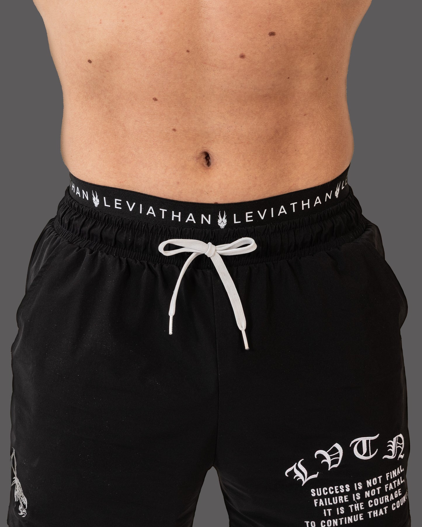 LVTN | Short - Black