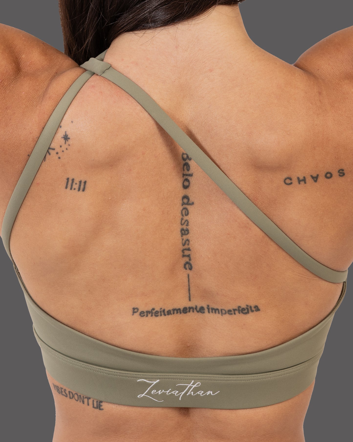 Leviathan |Tarzan Sport Bra 2 in 1 - Olive