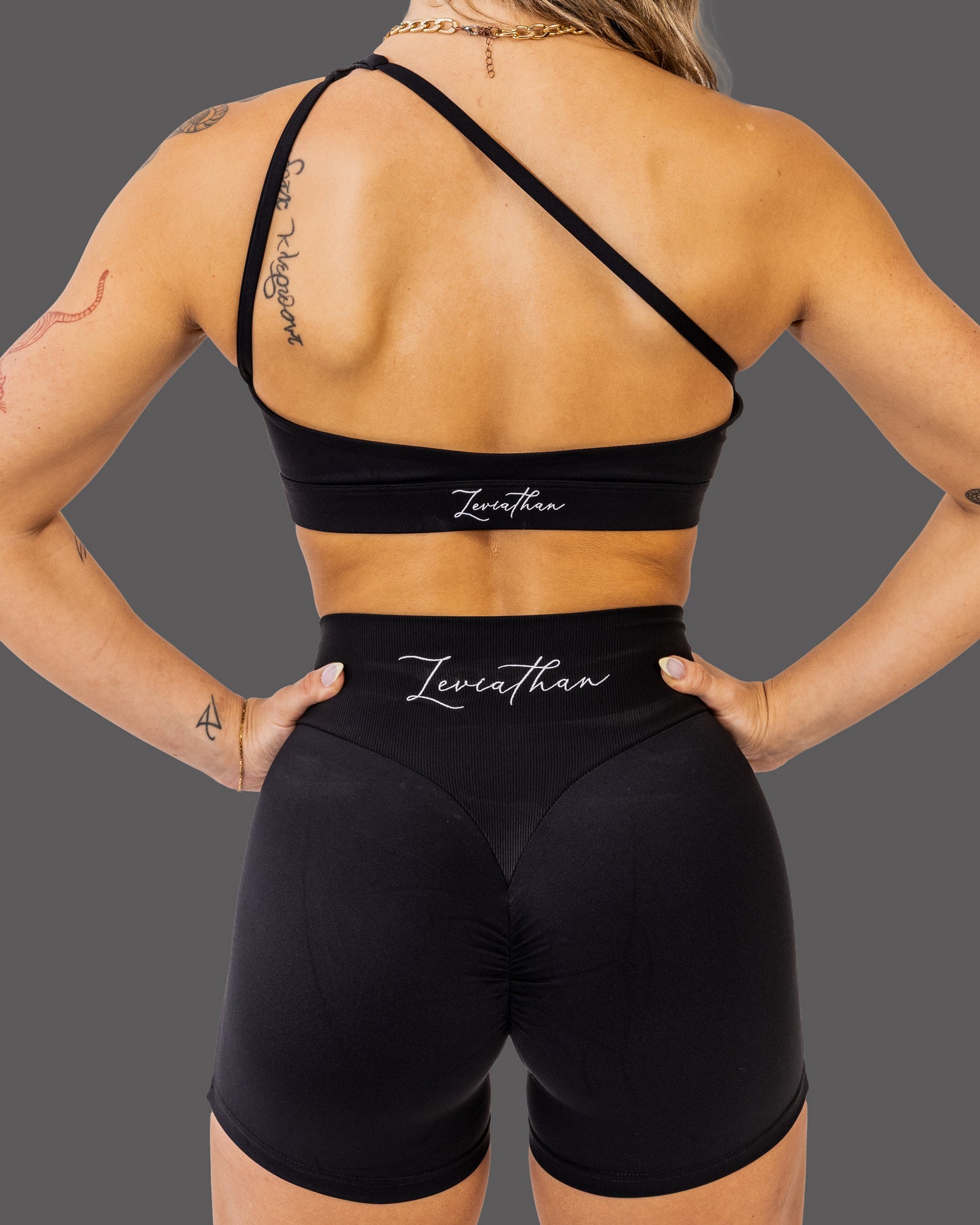 Leviathan |Tarzan Sport Bra 2 in 1 - Black&White