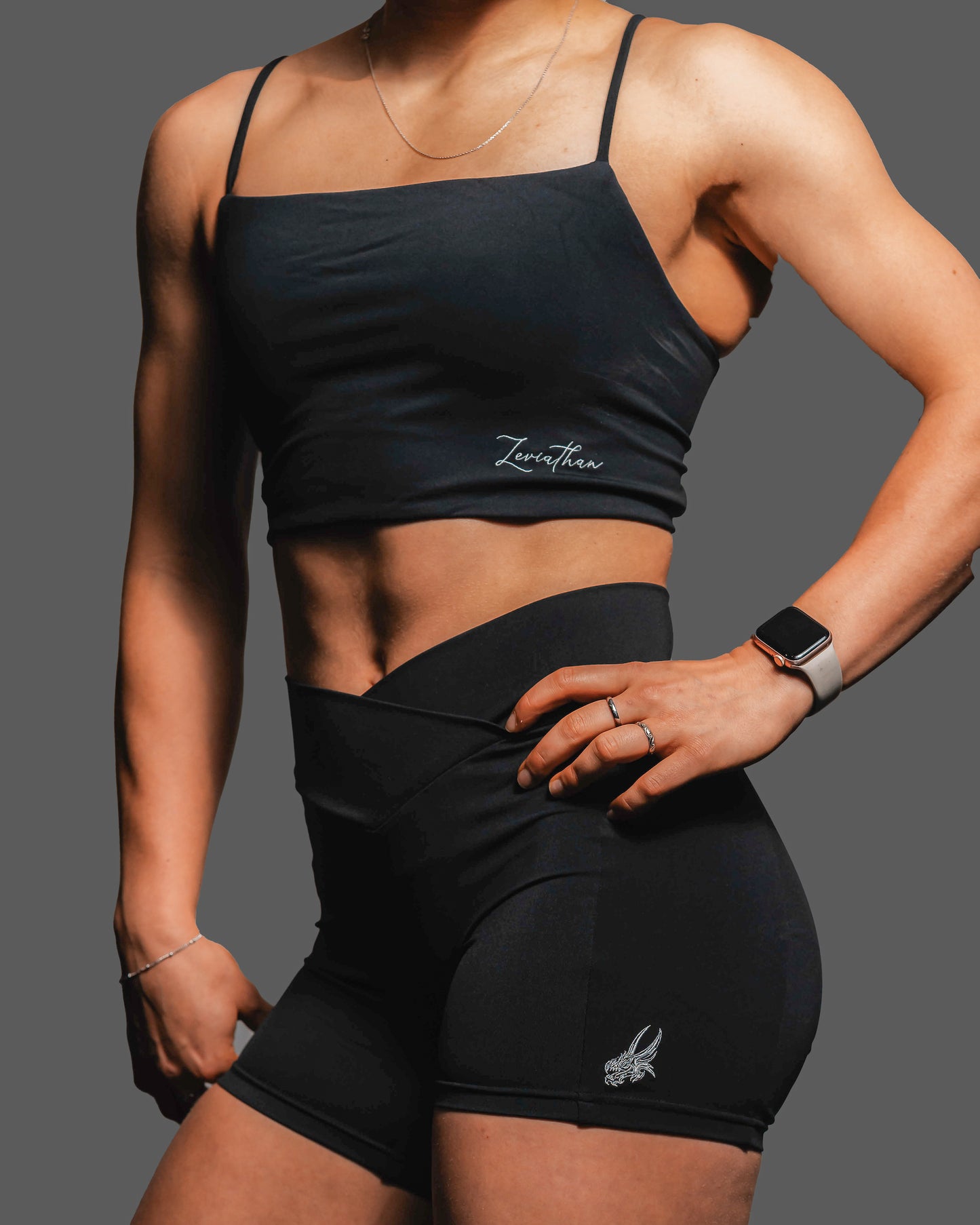 Backless Sports Bra - BLACK